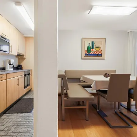 アパート Everest